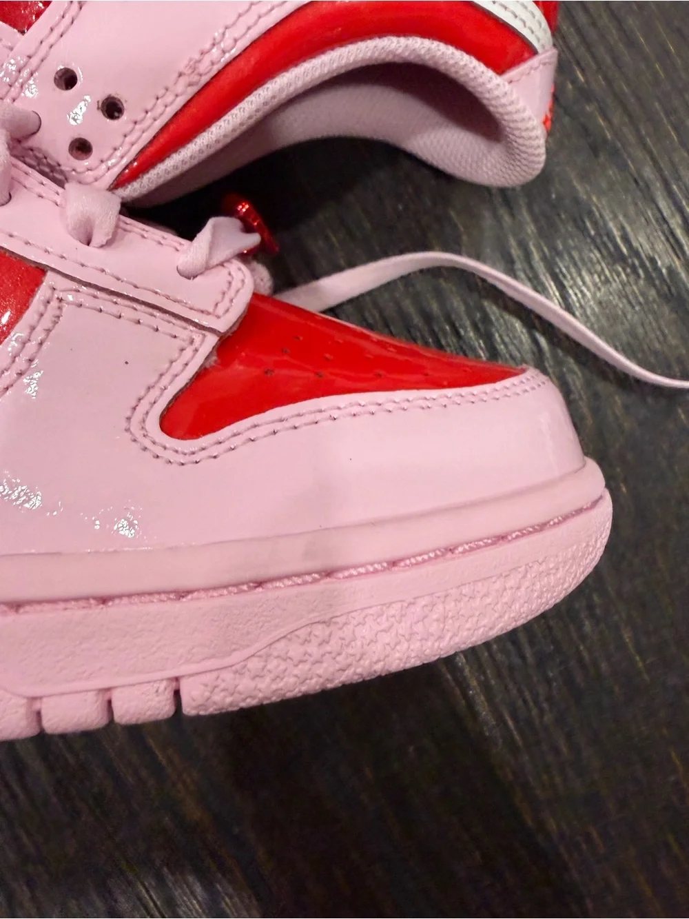 Kid's Nike Dunk Low BP Pink Foam/Summit White size 5.5Y